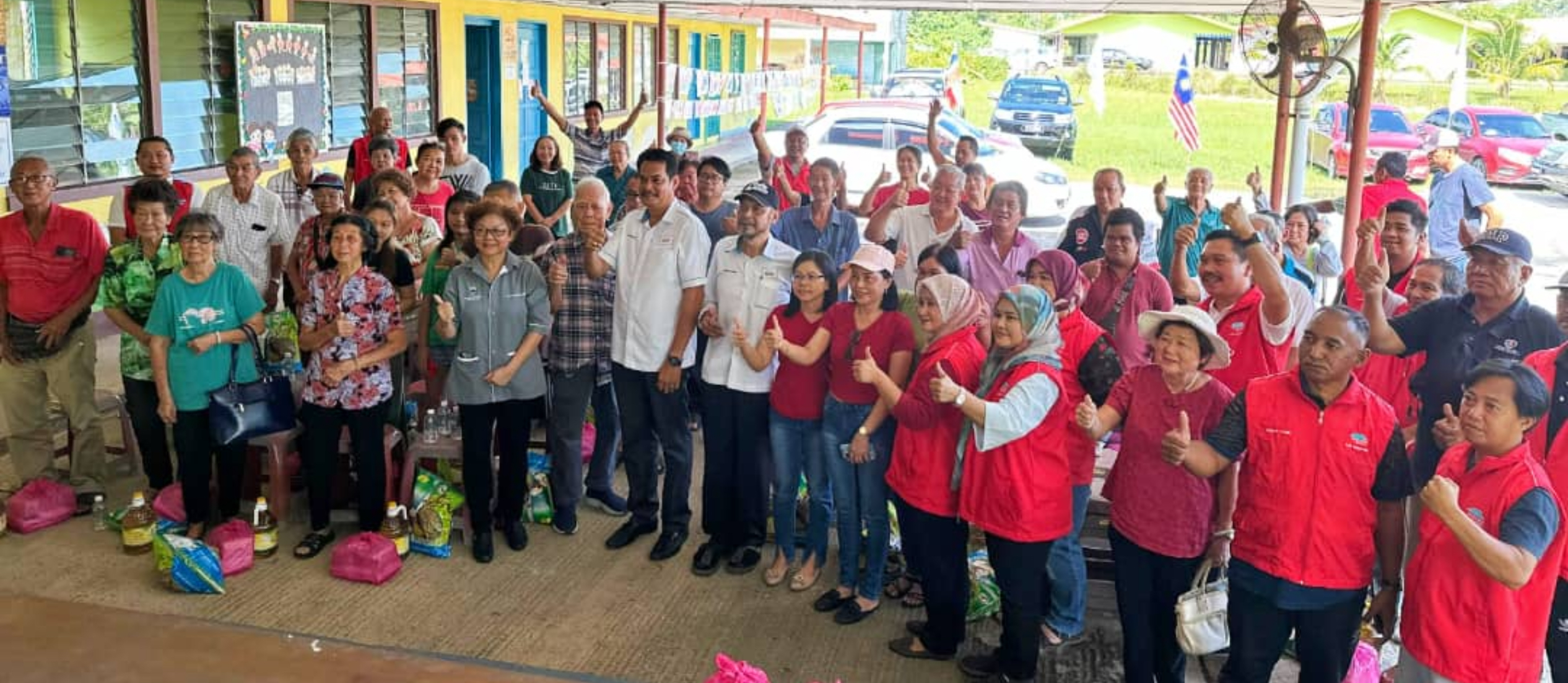 Jaffari sampaikan bantuan khas di Gum-Gum
