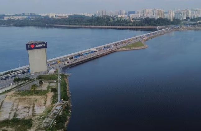 Singapura pertimbang tempahan teksi rentas sempadan melalui aplikasi