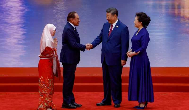 Anwar sertai perarakan Hari Kemenangan China