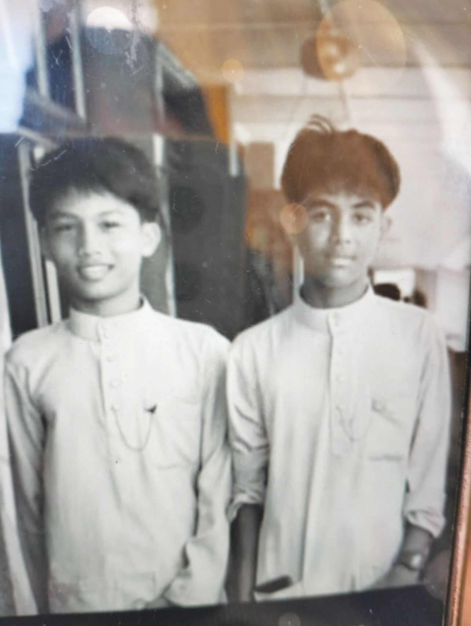 Dua sahabat baik maut, muat naik gambar kubur sebelum kemalangan