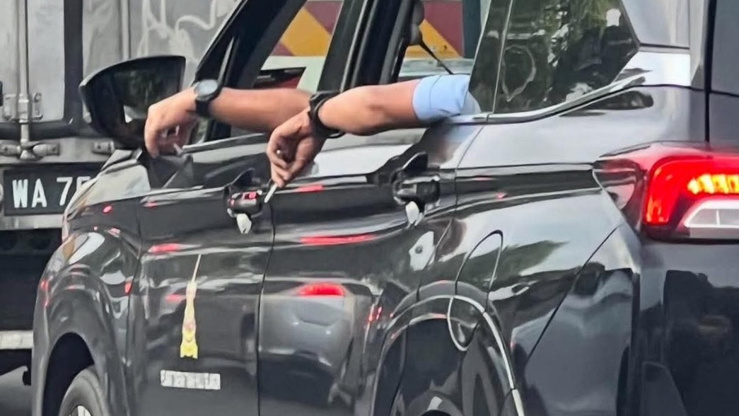 Pegawai tular merokok diberi surat tunjuk sebab