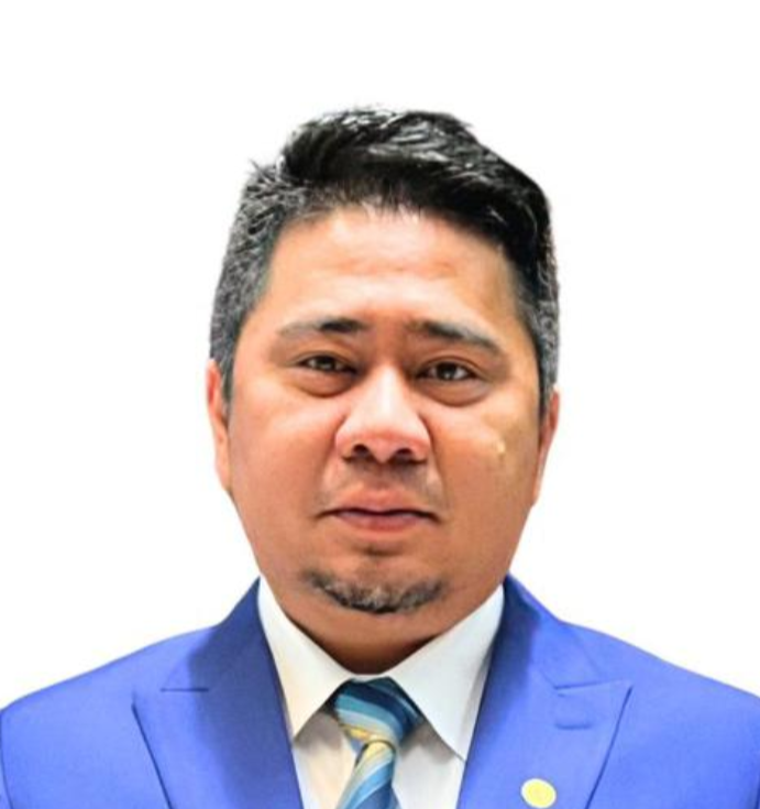 Kerajaan beri bantuan kerana mandat, bukan tiru sesiapa – Fairuz