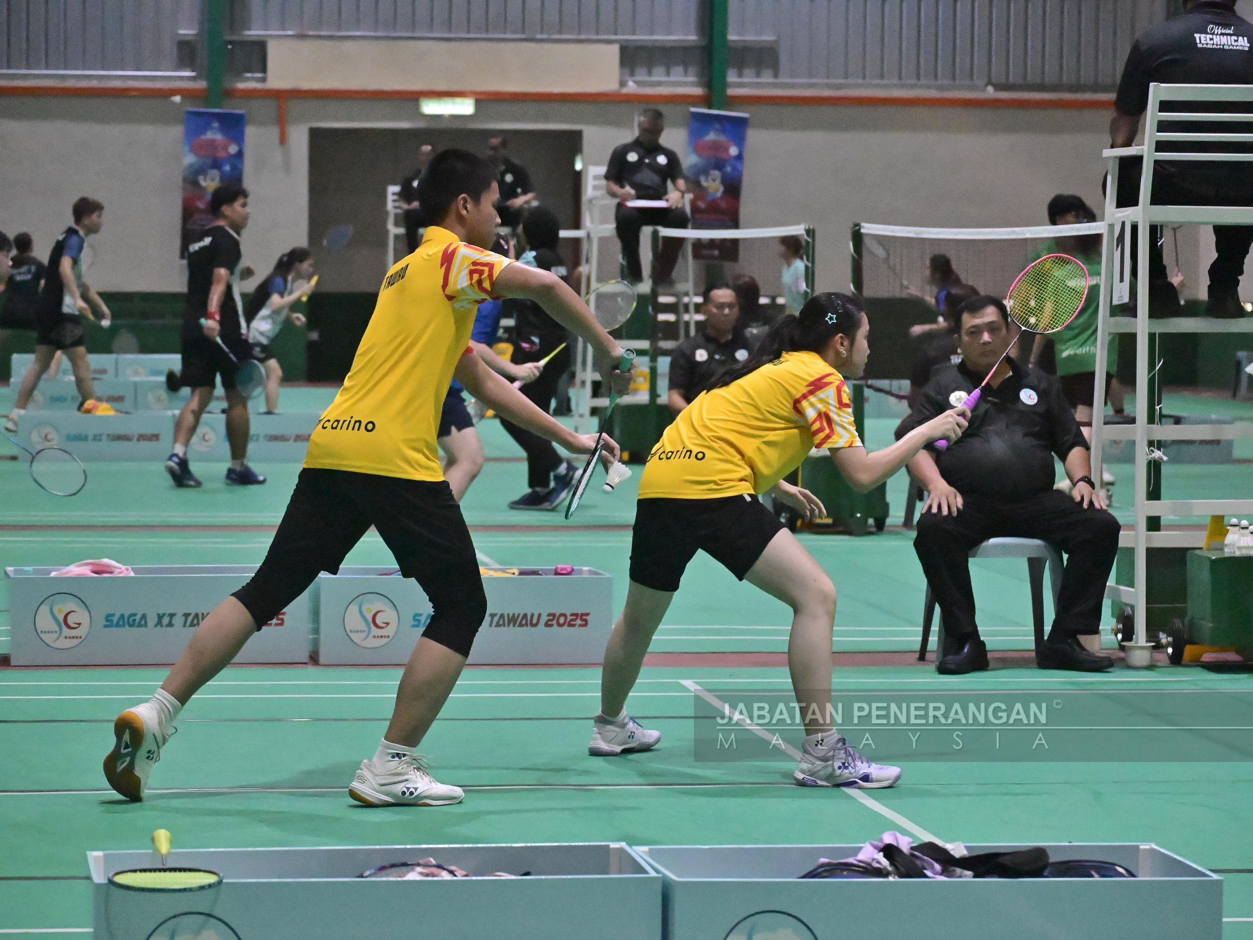 SAGA XI : Azhar, Cassey mara ke suku akhir badminton perseorangan