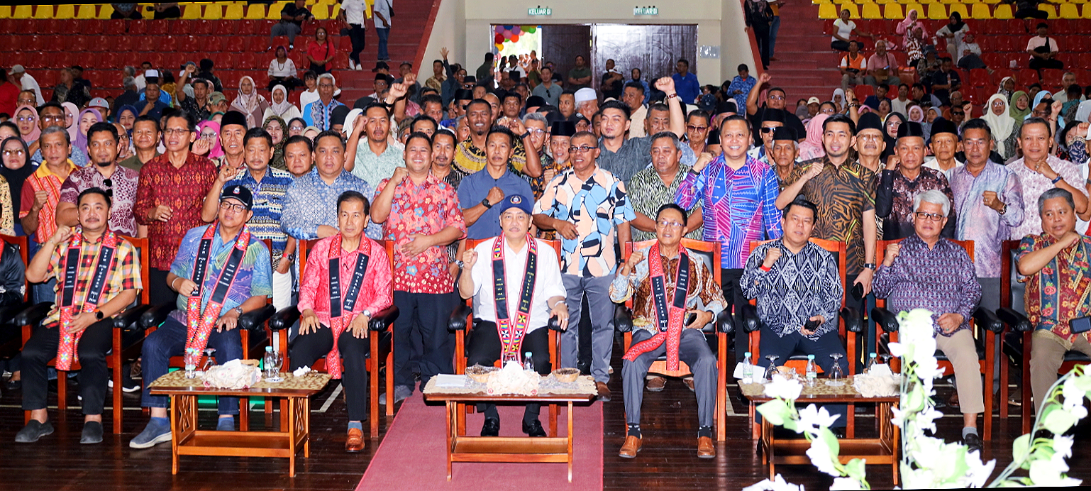 Inggisaman koporintaan opupu nung pembangkang kikuasa – KM