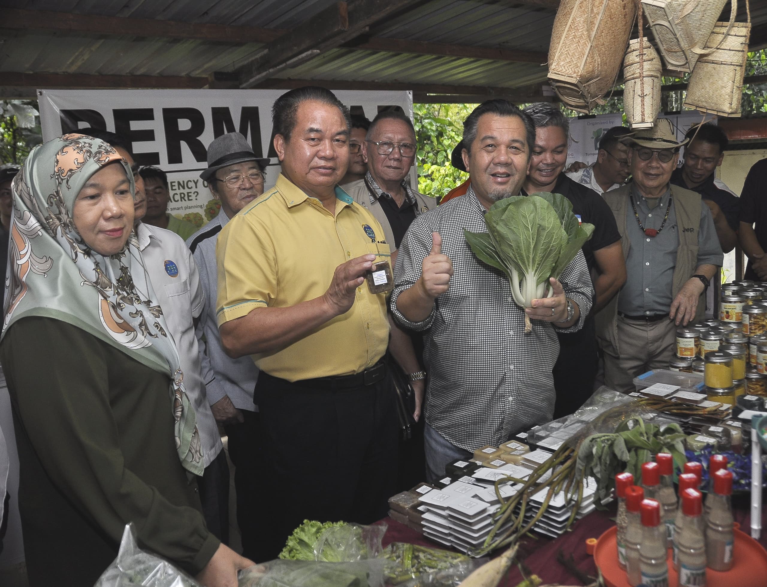 加馬威讚擔布南甘榜 成推動永續農業典範