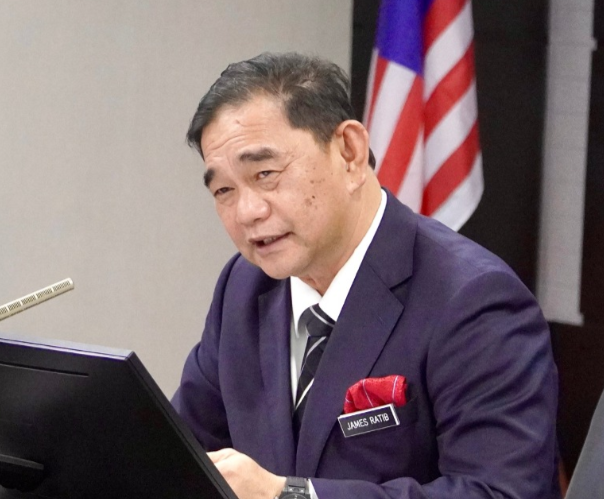 Sabah nilai semula prestasi YTL susulan kelewatan internet sekolah