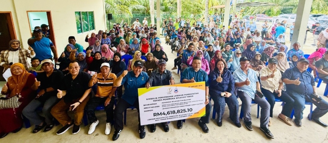 LKTNS salur RM4.62 juta lebihan pendapatan kepada 300 peneroka Wilayah Timur