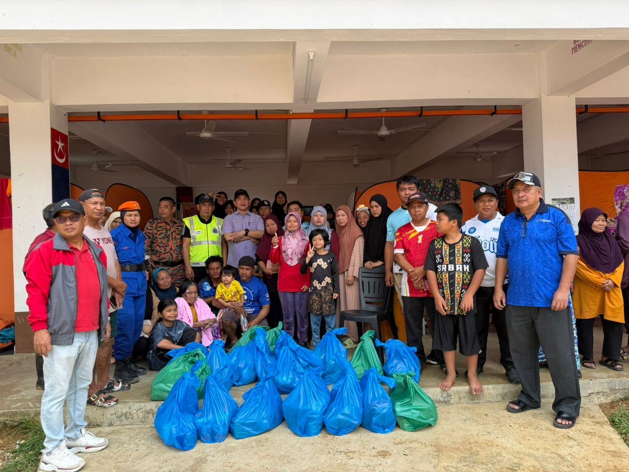Starlink dan bantuan logistik disalur bantu mangsa banjir di Paitan