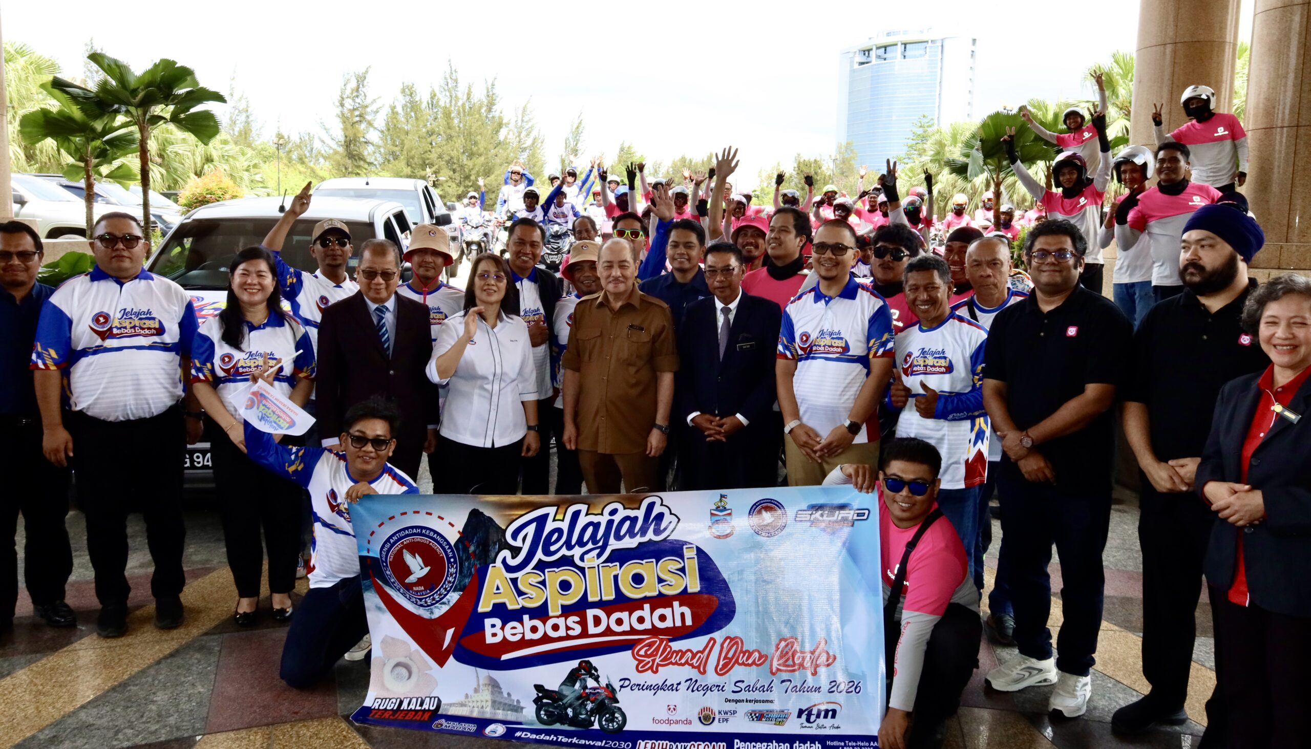 Ketua Menteri melepaskan konvoi JABD