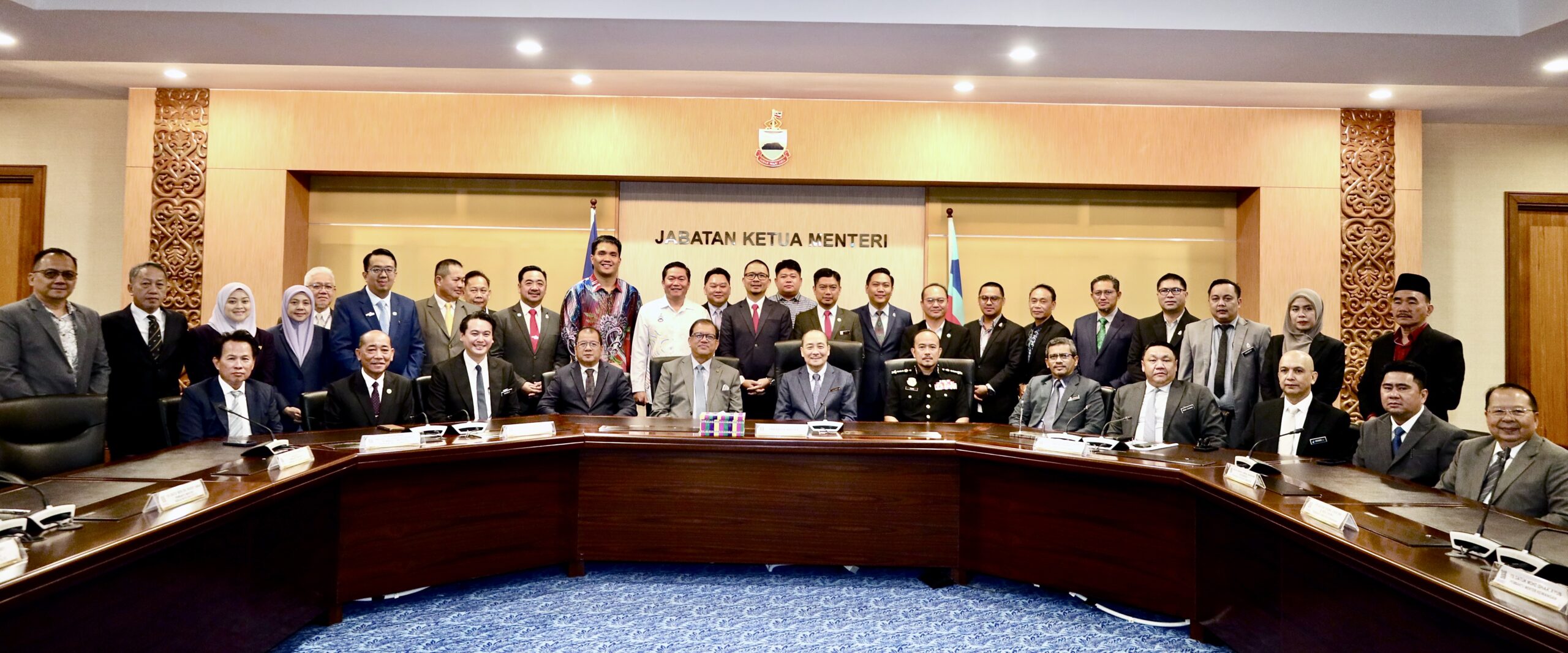 Pembantu Menteri, Setiausaha Politik Sabah lafaz Ikrar Bebas Rasuah