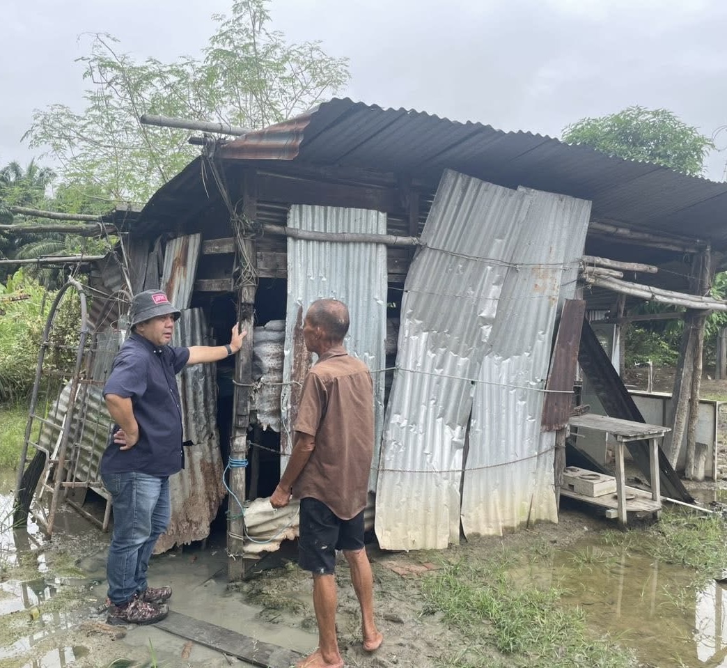 Jamawi tinjau rumah pemohon Rumah Mesra SMJ DUN Melalap