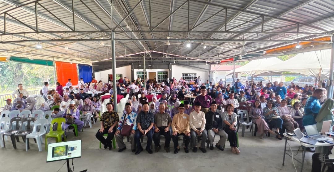 Aidilfitri perkukuh perpaduan, erat hubungan kekeluargaan – Dr. Joachim