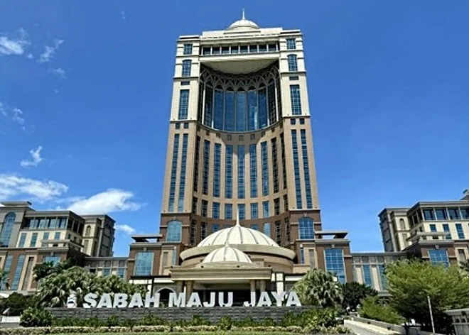 RM10,000 untuk mangsa tanah runtuh di Sandakan, 1306 terkesan banjir di 3 daerah