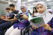 Warga UMS jayakan ‘Jom Baca Bersama 10 Minit 2026’
