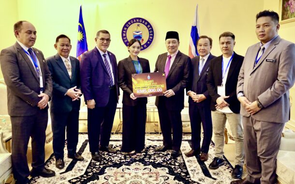 KM sampaikan insentif RM5,000 kepada jaguh Muaythai Sabah