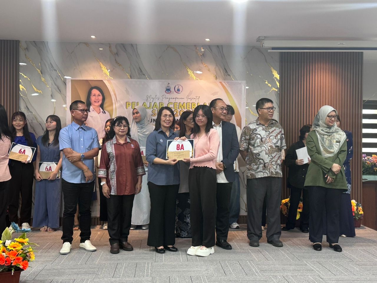 108 pelajar Matunggong terima insentif SPM