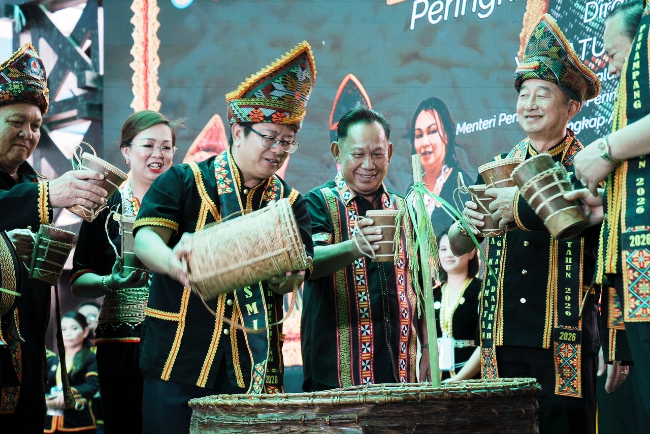 Syarikat perkapalan setuju tangguh surcaj kesesakan - Ewon