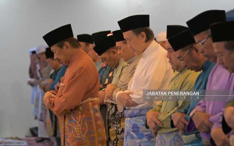 Lebih 6,000 jemaah sertai solat Aidiladha bersama Tun Musa