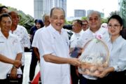 KM terima hadiah istimewa beras premium Sabah sempena ulang tahun kelahiran