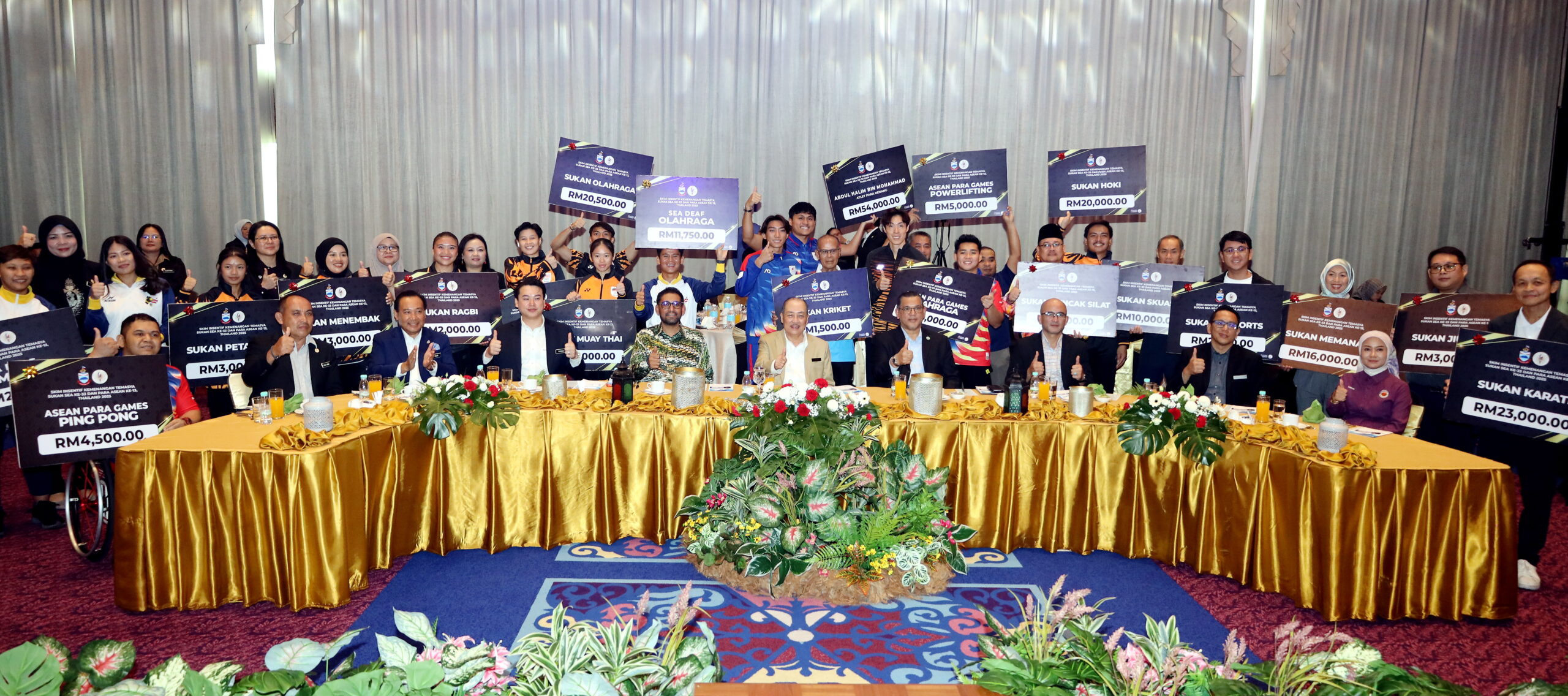 RM383k boost for Sabah medal winners
