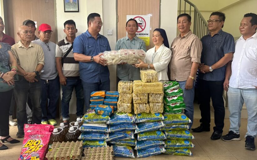 Jahid santuni pelajar asrama Kampung Bantayan