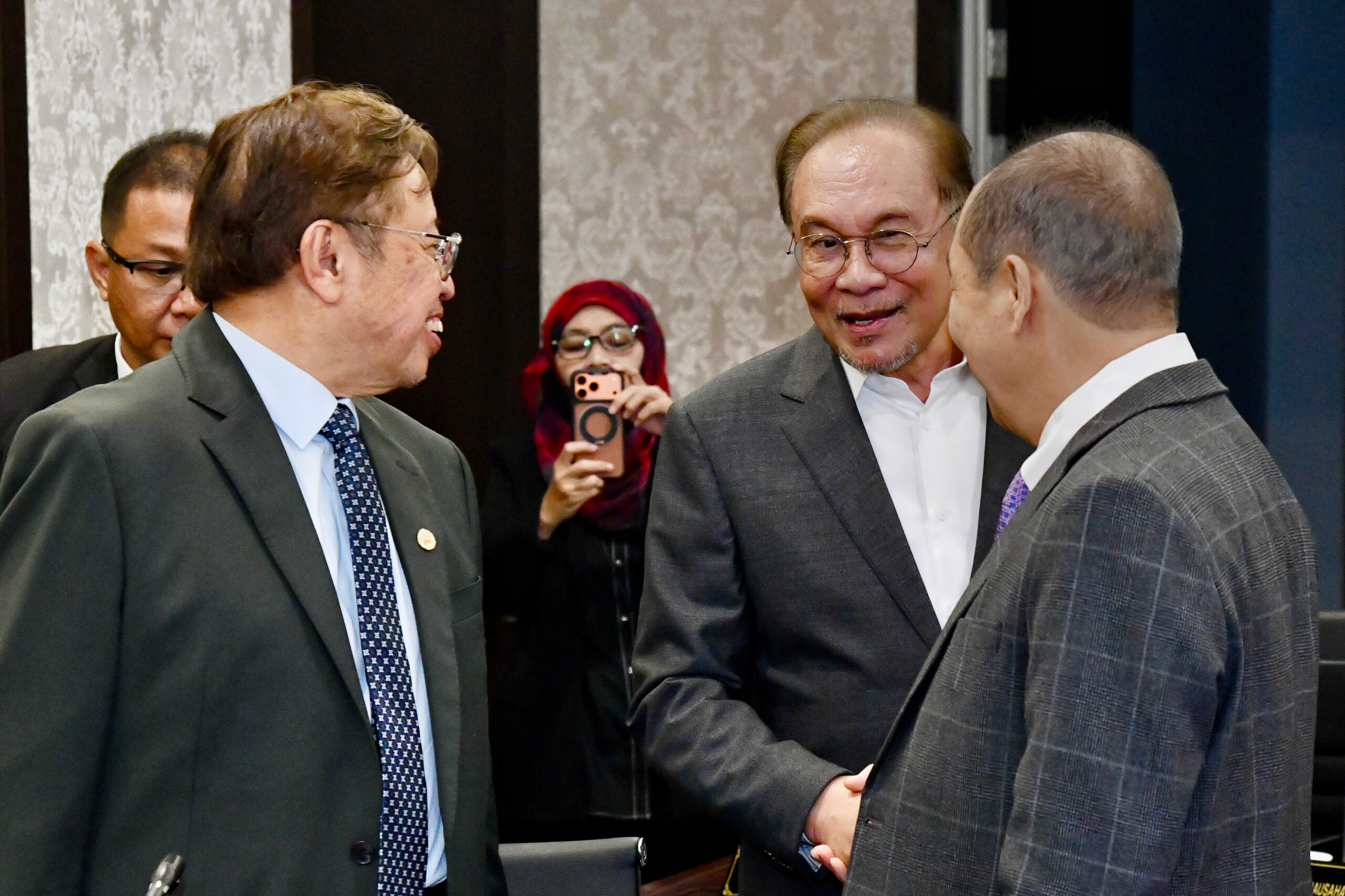 Hajiji attends Menteri Besar and Chief Ministers meeting