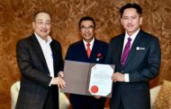 CM presents appointment letter to Zainudin