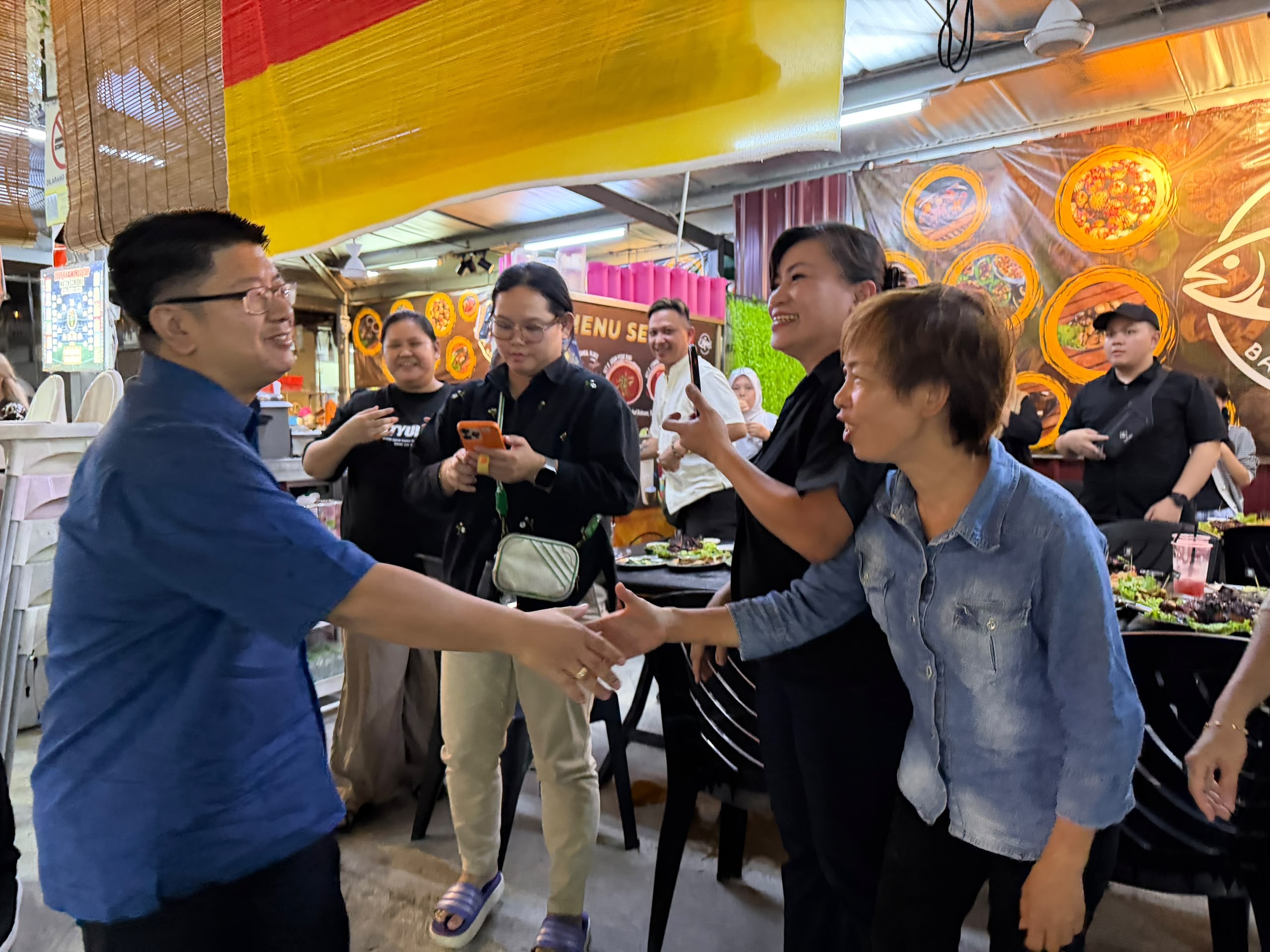 Ewon Komited Bantu Peniaga Sabah di Tamu Budaya Borneo Seri Kembangan