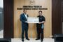Ewon serah sumbangan CIS kepada PPD Penampang