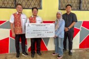 Tiga persatuan di Telupid dan Pitas terima dana MINDET