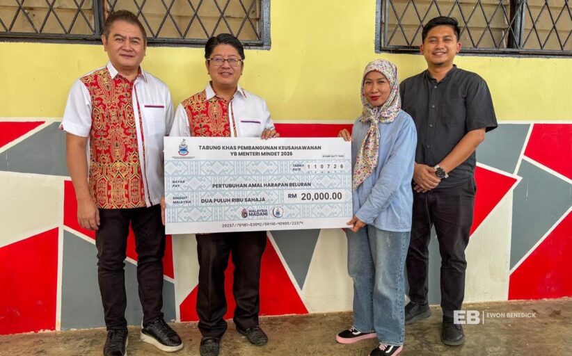 Tiga persatuan di Telupid dan Pitas terima dana MINDET