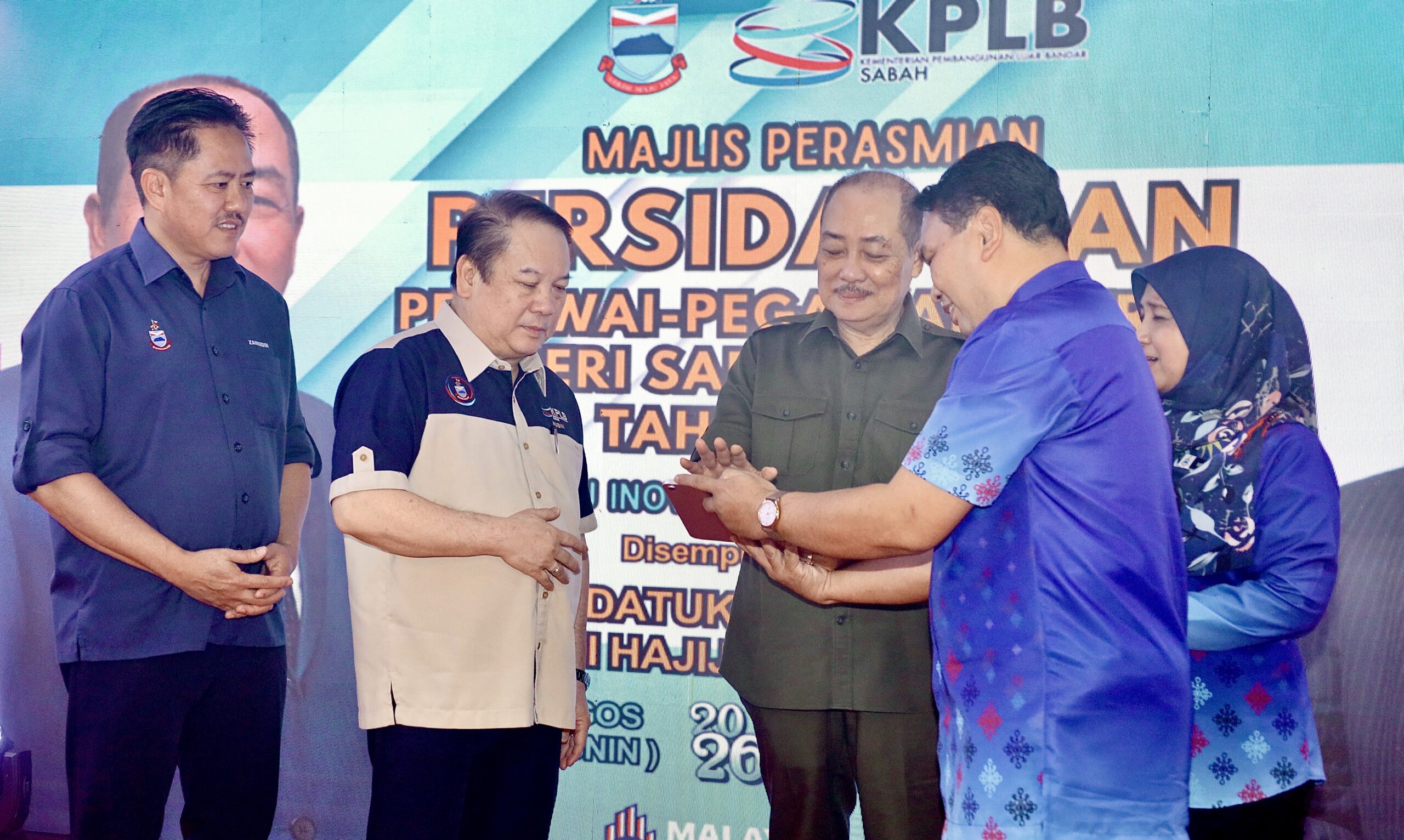 Hampir RM1 bilion diperuntukkan untuk sektor pertanian, perindustrian dan pelancongan tahun ini