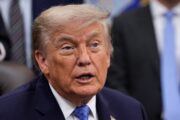 Trump ugut hentikan perdagangan dengan sesetengah negara jika kadar faedah tidak diturunkan