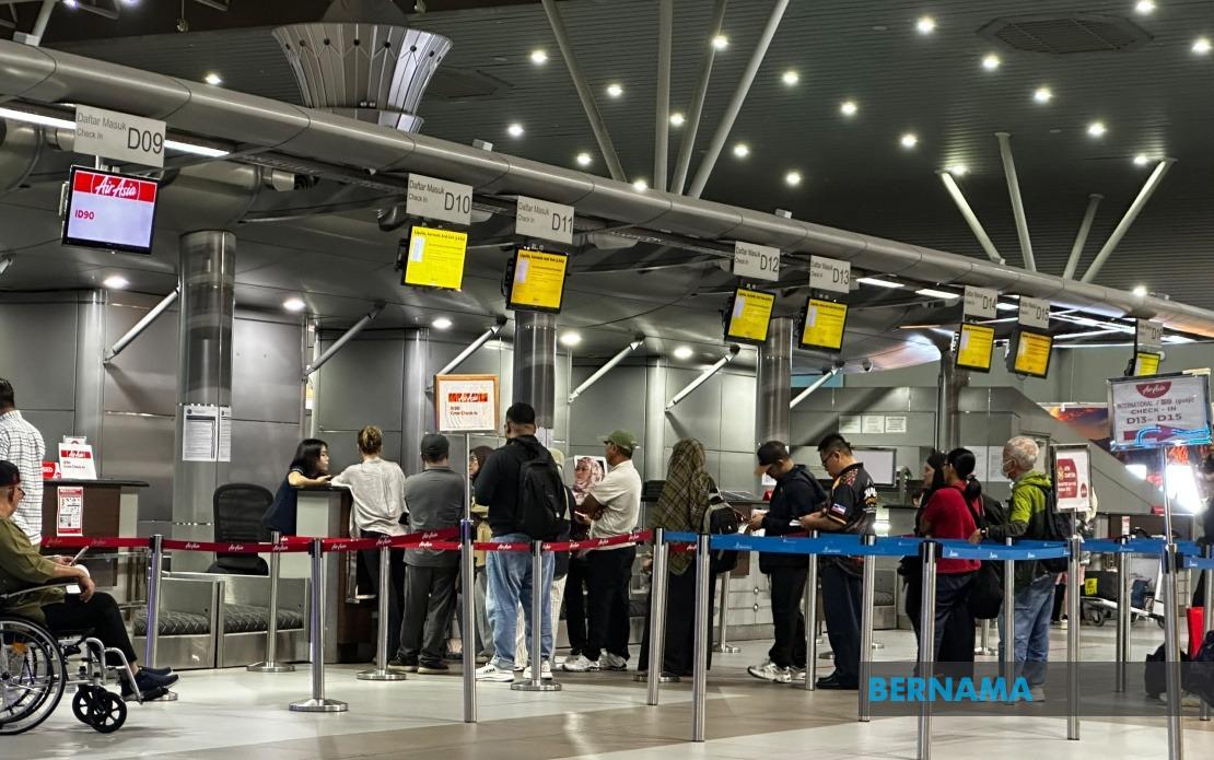 KKIA runway reopens at 11.30 pm