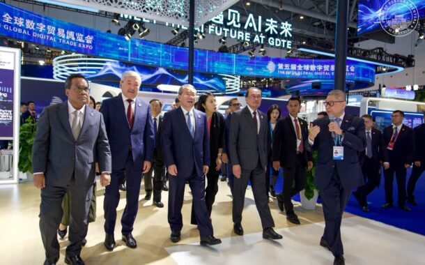 Anwar, Li Qiang bincang perkukuh hubungan strategik Malaysia-China