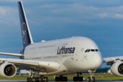 Penerbangan Lufthansa dilencongkan ke Lyon selepas bank kuasa terbakar